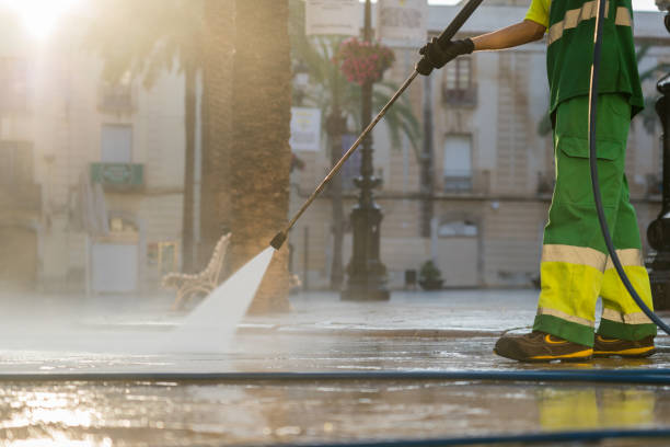 Best Gas Station Cleaning  in Harbor Bluffs, FL